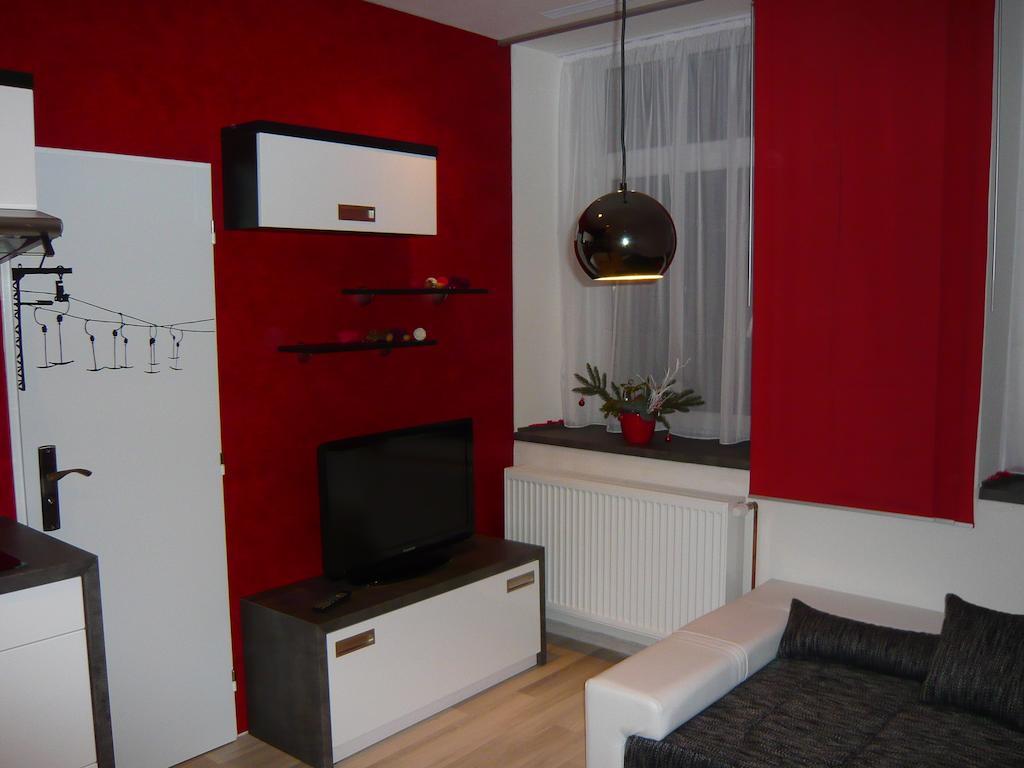 Apartmány Liška Mladé Buky Quarto foto
